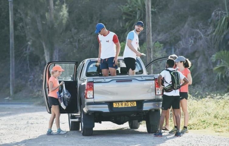 Double Lane Car Rental