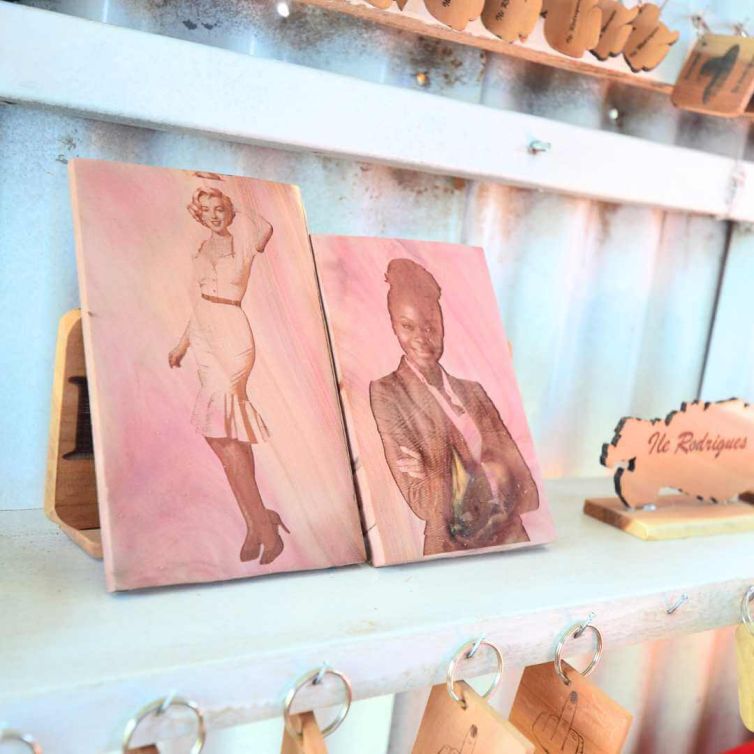 Atelier Boutik Artisanal printed portrait on wood