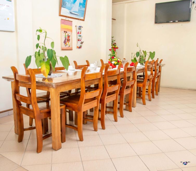 Dinning space at Chez Jenny Port Mathurin