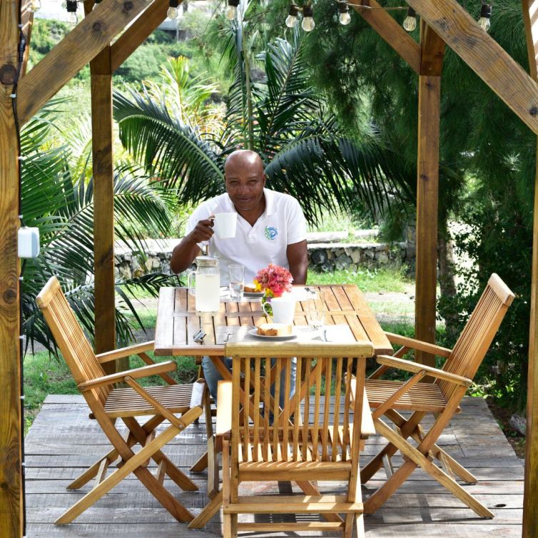 Ostrea Lodges pergola
